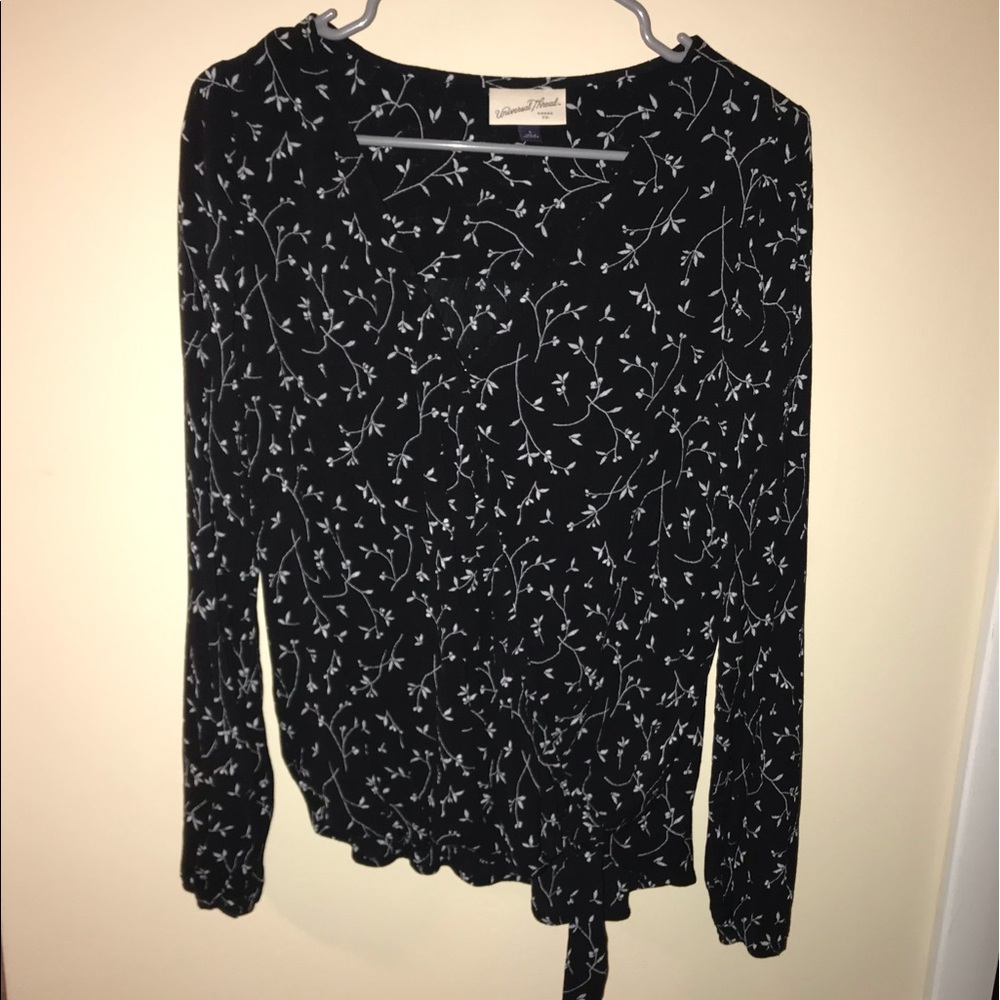 Universal Thread Long Sleeve Blouse NWOT